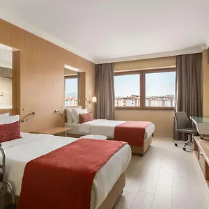 Ramada Hotel